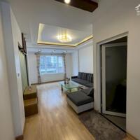 Cho thuê nhà khu phân lô Văn Cao, 4 p.ngủ, DT: 60m2.