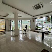 Cho thuê sàn tầng 1 lô góc 2 mặt tiền 110m2 tại Vinhomes Marina,, giá 15tr