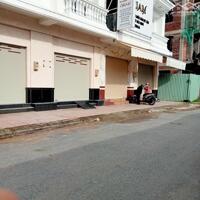 NHÀ 1 TRỆT 3 LẦU DIỆN TÍCH 299M2 CHỢ BÌNH MINH
