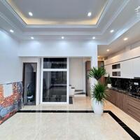52m2*6 tầng thang máy kinh doanh-có sân riêng-15.3 tỷ phố Vương Thừa Vũ- Quận Thanh Xuân.