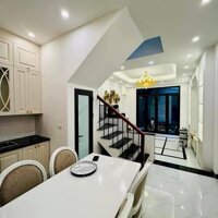 Nhà Đẹp Quan Nhân, Thanh Xuân 35m, 4 tầng, mt 4m, giá 6.8 tỷ.