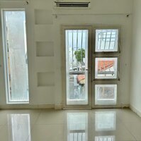 Cho thuê nhà nguyên căn 3 tầng tại Chánh hưng, Phường 5, Quận 8 (Cách mặt đường chính Phạm Hùng 30m)