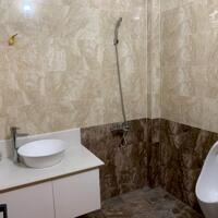 Cho thuê nhà 5 tầng Thạch Bàn, Cổ Linh, Long Biên. 43m. Giá: 15 triệu/tháng. Lh: 096.787.3362