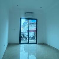 Bán Nhà Đẹp Mặt Ngõ, 5 Tầng Thang Máy, Trại Cá, Hai Bà Trưng, Hà Nội DT: 45m2, 5  Mặt Tiền: 5m  Giá: 12.3 Tỷ ( có thương lượng )