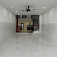 Cho thuê nhà 3 tầng đường 29 Tháng 3 Hòa Xuân, Cẩm Lệ, Đà Nẵng. Diện tích 100m2. Chỉ 16 triệu/tháng