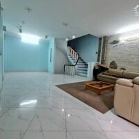 Bán nhà riêng đẹp tại Võ Chí Công nhỉnh 8 tỷ, 40m2, 5PN, 4WC 0382276666