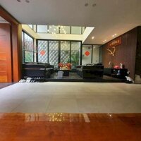 SIÊU PHẨM PHỐ HỒNG TIẾN LONG BIÊN -  7TẦNG THANG MÁY- Ô TÔ KINH DOANH VĂN PHÒNG - NHÀ DÂN XÂY CỰC TÂM HUYẾT - MẶT TIỀN BỀ THỄ11,85m HIẾM CÓ