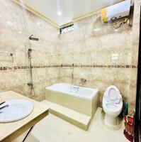 Bán nhà 4 tầng mặt tiền Hà Huy Tập - Sát Trần Cao Vân - Ngay UBND Quận - Giá 12.8 tỷ TL