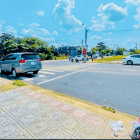 BÁN LÔ GỐC MT (20X100=1.600m2)FULL SHR ,GIÁ 250 TRIỆU SÁT KCN, TRƯỜNG CHỢ KHU Đ