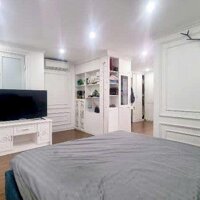 Chính chủ bán nhà phố Tứ Liên_Phân Lô_Ô tô tránh_5 tầng_Tặng full đồ_70m2 giá chỉ 18,4 tỷ
