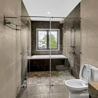 BDS HVL Chính chủ gửi cho thuê biệt thự liên kế Chateau Phú Mỹ Hưng, Q7 view vườn, đối diện sân Tennis, hồ bơi.