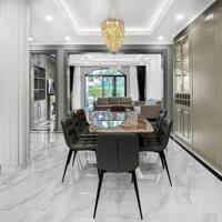 BDS HVL Chính chủ gửi cho thuê biệt thự liên kế Chateau Phú Mỹ Hưng, Q7 view vườn, đối diện sân Tennis, hồ bơi.
