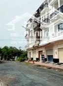 NHÀ MẶT TIỀN CHỢ MỚI BÌNH MINH 1 TRỆT 3 LẦU.