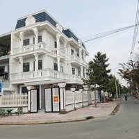 Bán biệt thự 2 lầu 1 trệt góc 2 mặt tiền 9.8 tỷ /154m2