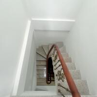 Nhà mới tinh Kim Mã Thượng, ngõ nông, thang máy, 32 m2, MT 4.5 m, 6 tầng, chỉ 9.2 tỷ