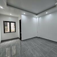Siêu phẩm. 62mx 4 tầng độc lập sân cổng riêng tuyến 2 Trần Nguyên Hãn.Giá Rẻ