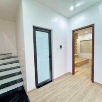 Hai Bà Trưng lô góc 2 thoáng - nhà mới full đồ- sổ vuông đét. Hồng Mai 4 tầng 35m² mặt tiền rộng 3.8m -