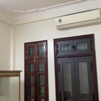 Cho thuê nhà LÀM VP, C.TY, Ở 6 NGƯỜI ngõ 141 Quan Nhân 4 tầng x 60m2, 4 ngủ, 18 Triệu
