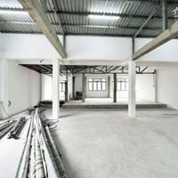 Cho Thuê Nhà Kho Mặt Tiền Nguyễn Văn Quỳ - Diện tích: 11m x 25m- Giá Chốt Thuê: 55tr/tháng