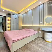 nhà đẹp ở luôn gần đại học khoa học tự nhiên,thanh xuân,30m,5 tầng,3 ngủ,nhỉnh 5 đồng
