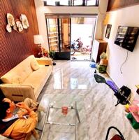 Bán Nhà Nguyễn Văn Nghi 3x10, 2 PN, Có Sân Để Xe Chỉ Nhỉnh 3 Tỉ