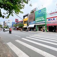 Bán nhà mặt tiền Cách Mạng Tháng 8, gần Cây Dừa, cầu Hóa An, Biên Hòa, 130m2, giá 14 tỷ.