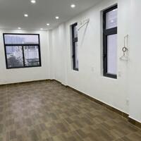 Cho thuê nguyên căn 5 tầng làm văn phòng tại Vinhomes Marina