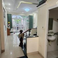 Bán nhà 3 tầng đường Hoàng Thúc Trâm,gần tiểu la,hải châu. giá 7.9 tỷ.