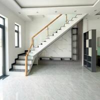 BÁN NHÀ 1 TRỆT 1 LẦU VỪA XÂY NGAY CÂY XĂNG 75 TRẢNG DÀI SỔ HỒNG RIÊNG THỔ CƯ