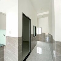 BÁN NHÀ 1 TRỆT 1 LẦU VỪA XÂY NGAY CÂY XĂNG 75 TRẢNG DÀI SỔ HỒNG RIÊNG THỔ CƯ