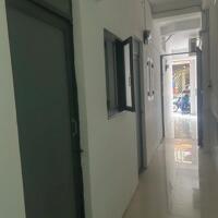 HẺM TẢI 6M THÔNG - 3 TẦNG - 82M2 - NHÀ MỚI Ở NGAY - GẦN CÔNG VIÊN LÀNG HOA