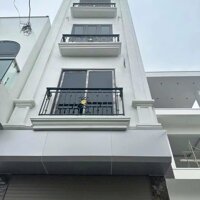 Bán nhà ngõ thông ô tô qua nhà tại Đại Tự - Kim Chung, diện tích 34m2 giá 5.5 tỷ có TL