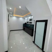 Bán nhà ngõ thông ô tô qua nhà tại Đại Tự - Kim Chung, diện tích 34m2 giá 5.5 tỷ có TL