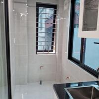 Nhà hiện đại hộ gia đình thang máy Xuân Đỉnh 45m2 giá 4,8 tr/th