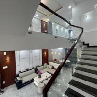 Bán gấp nhà siêu Vip Nguyễn Văn Tạo Nhà Bè 5 tầng nhỉnh 7 tỷ nhà mới tinh