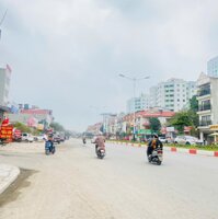 Bán nhà phố mặt đường Nguyễn Tất Thành, Định Trung, Vĩnh Yên, Vĩnh Phúc