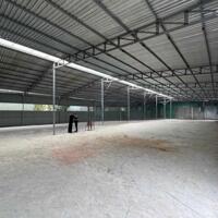 *Cho thuê kho xưởng*1.100m2 QL 13, Hiệp Bình Phước, Quận Thủ Đức.