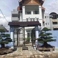 Bán Biệt thự mặt tiền đường khu dân cư Lê Hoài Anh phường Phú Thuận quận 7 DT 13x21m giá 120 tr/m2