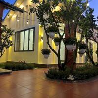 Villa hồ bơi nghỉ dưỡng huyện Châu Thành , Long An dt 458m2 4pn 2wc giá 3,5 tỷ