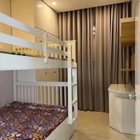 Bán Căn hộ Kingston Residence , 2PN ,2WC, 80m2, Full Nội Thất , Giá : 6.2 Tỷ , Bao Sổ , thương lượng , Liên Hệ : 0395737538