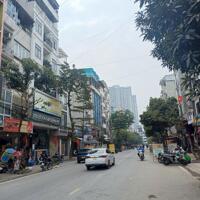 Bán gấp VP Phú Diễn 144m2- 8 tầng 1 hầm, vỉa hè rộng ô tô tránh, giá 42 tỷ