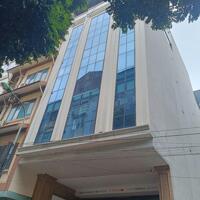 Bán gấp VP Phú Diễn 144m2- 8 tầng 1 hầm, vỉa hè rộng ô tô tránh, giá 42 tỷ