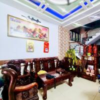Nhà đẹp Hiệp Phú, hẻm 6m, xe hơi vào tận cửa, gần Ngã Tư Thủ Đức, 4PN, chỉ 7,9 tỷ!