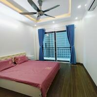 bán nhà đẹp xây mới chỉ 7 đồng nở hậu sát mặt phố khâm thiên,quận đống đa