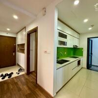 Cần bán gấp căn hộ chung cư cao cấp Goldmark City 78m2, 2PN, đẹp ở luôn,
