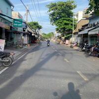 Cần bán nhanh nhà Phú định Quận 8 DT ( thương lượng nhanh )
