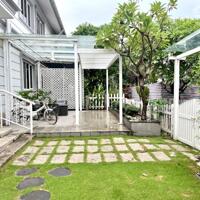 Biệt thự sân vườn giá tốt, căn song lập góc 2 mặt tiền thoáng mát - ToanTranVillas