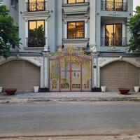 Biệt thự 13×12, đúc 3 lầu mặt tiền đường 12m (giáp khu Tên Lửa)