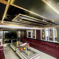 Bán nhà 300m2 diện tích sử dụng ở đường Âu Cơ Quận Tây Hồ Hà Nội.