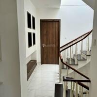 Mặt tiền Phó Đức Chính 6 tầng thang máy, vị trí đắc địa thuận tiện khai thác kinh doanh giá 32 tỷ